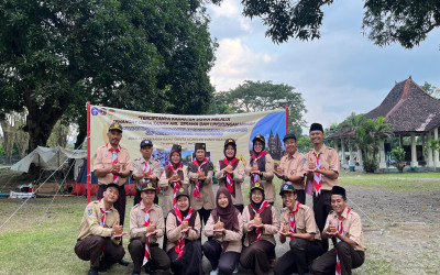 Evaluasi Akhir Ekstrakurikuler Pramuka, Espega adakan Kemah di Prambanan