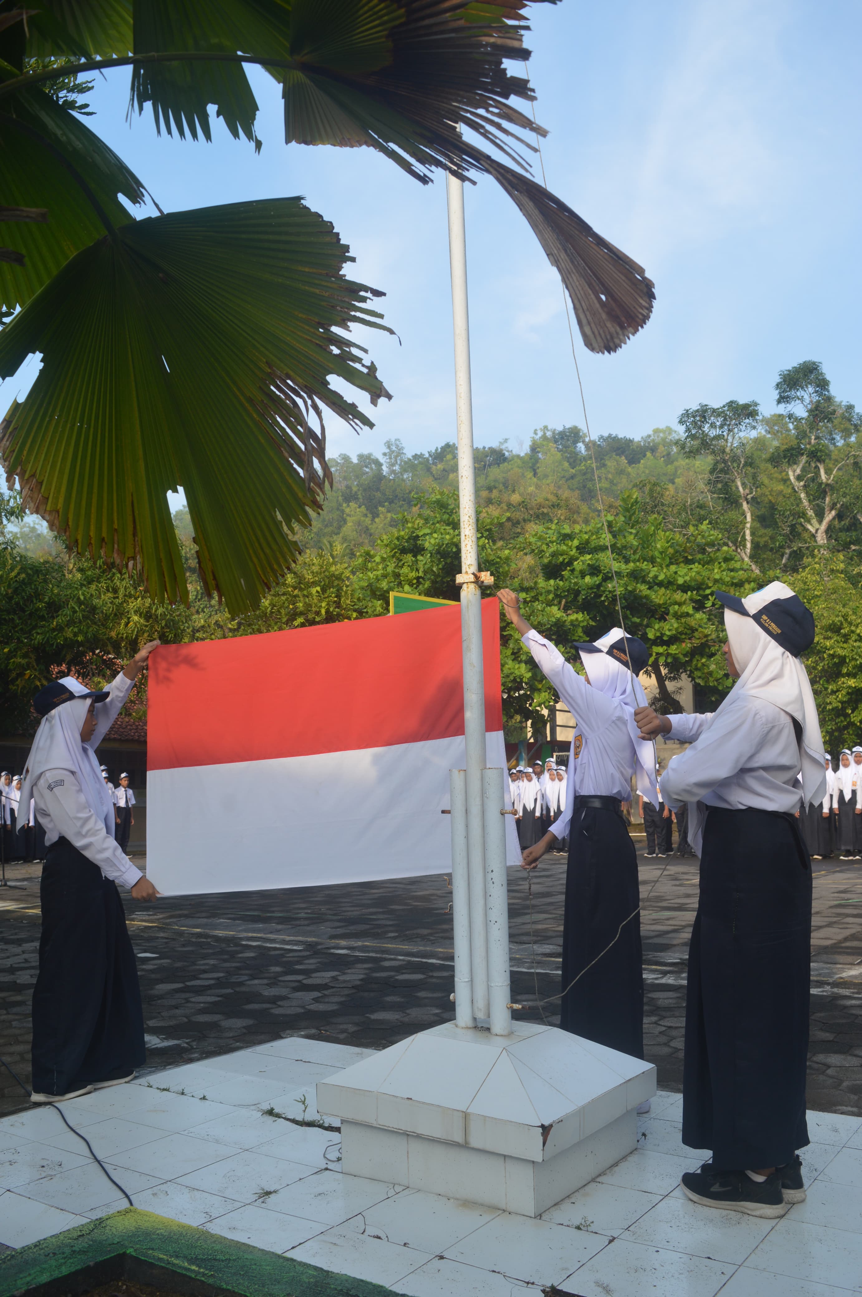 Pengibaran Sang Merah Putih